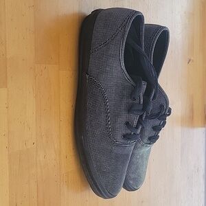 Keds size 9 silver and black shoe